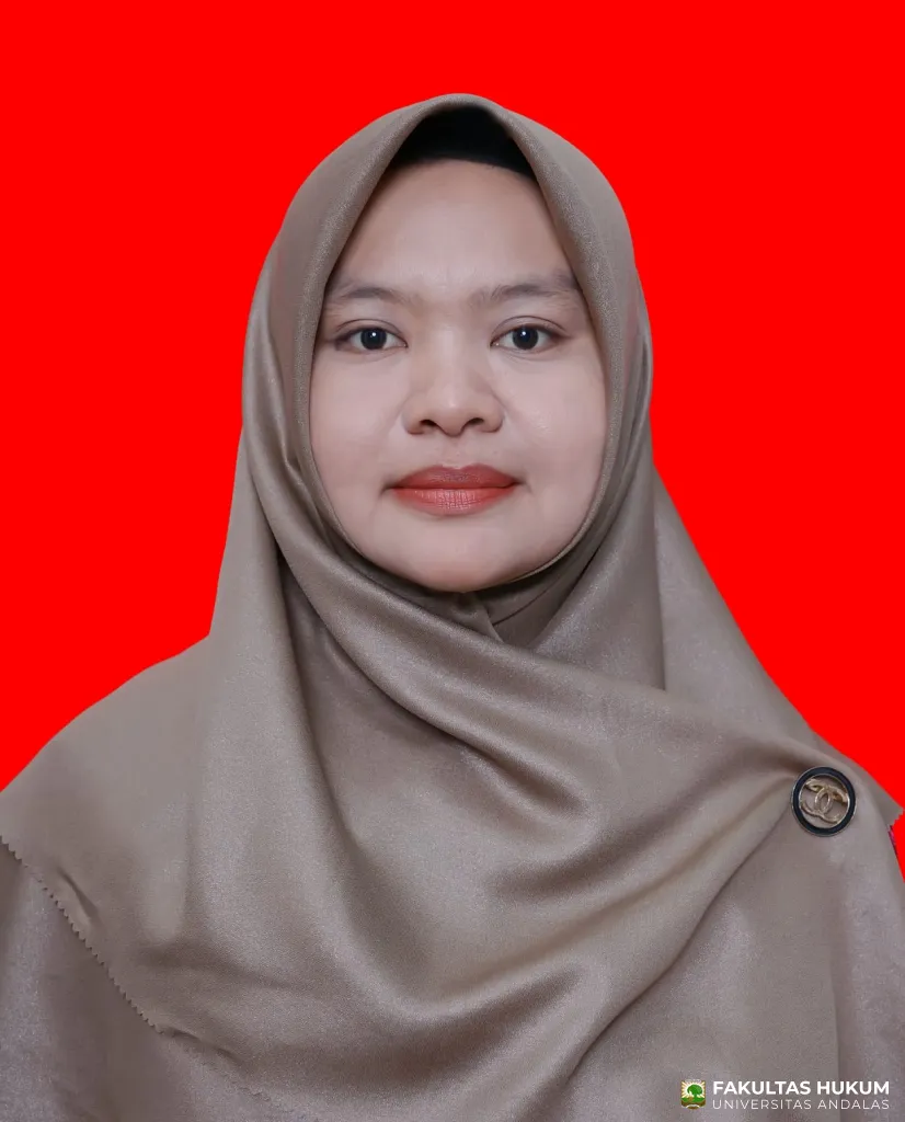 Dr. Inggrit Fernandes, SH., MH.