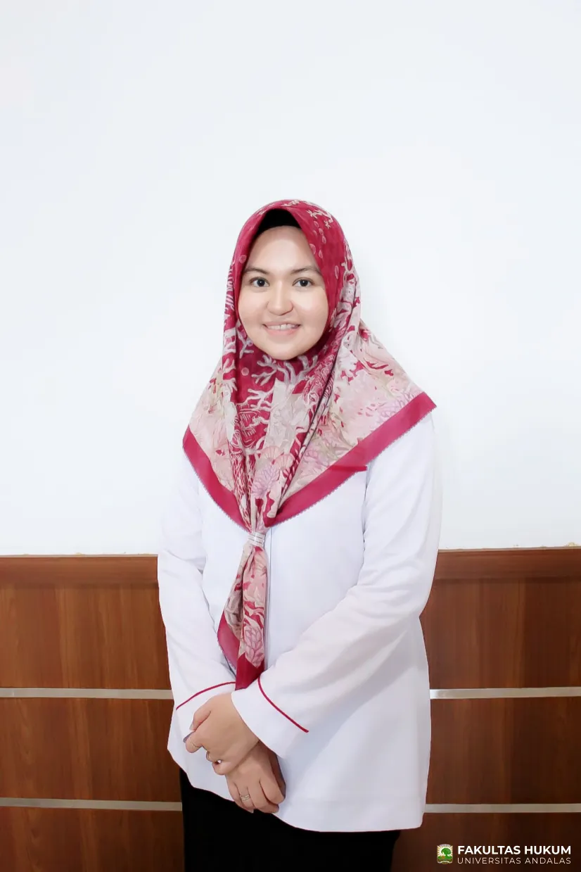 Dr. Nani Mulyati, SH., MCL.