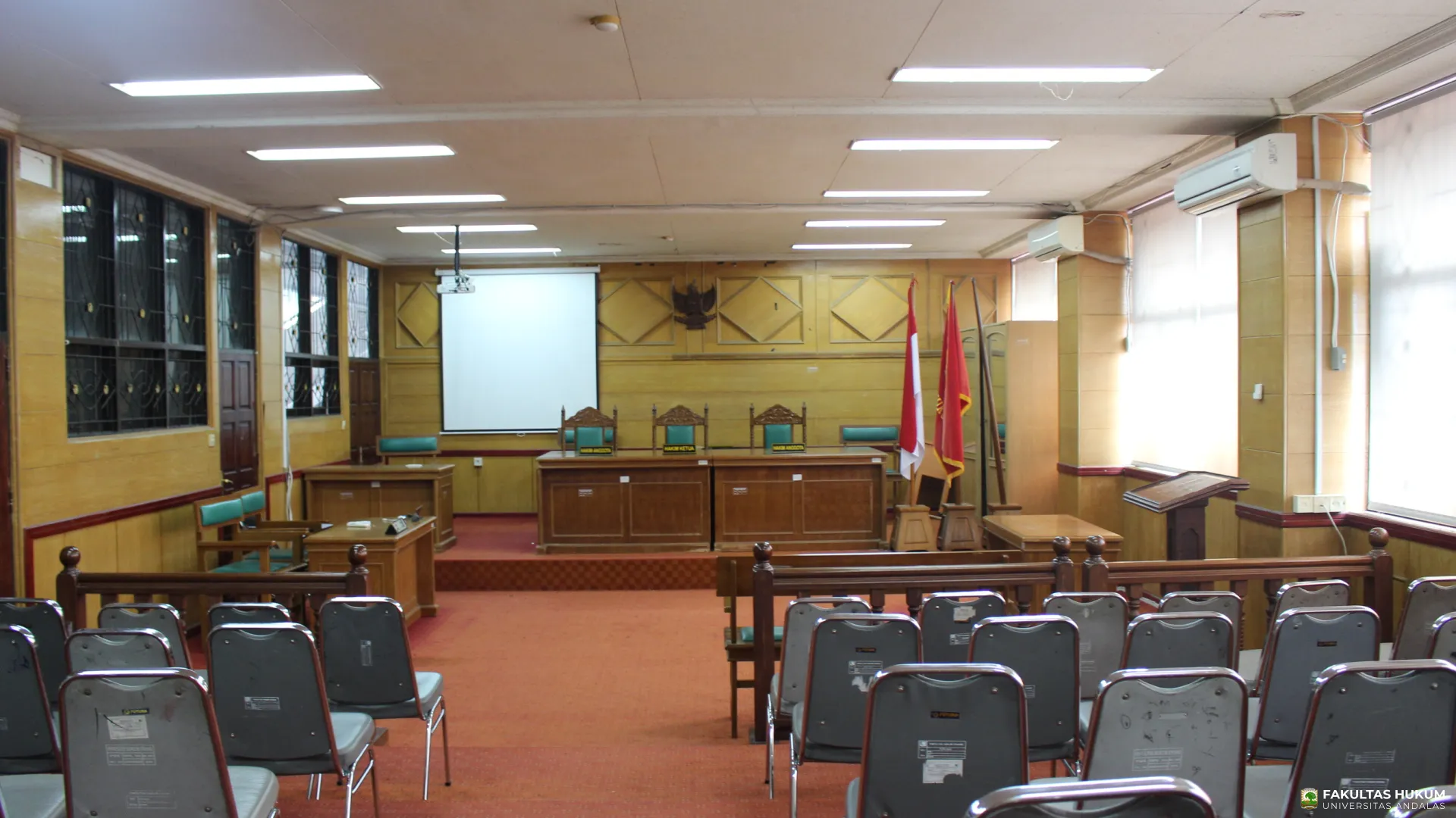 Ruang Praktik Sidang