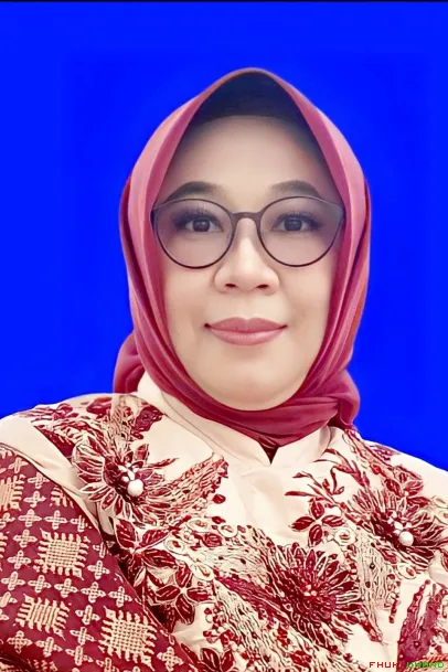 Dr. Devianty Fitri, SH., M.Hum.