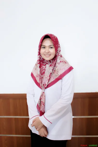 Dr. Nani Mulyati, SH., MCL.
