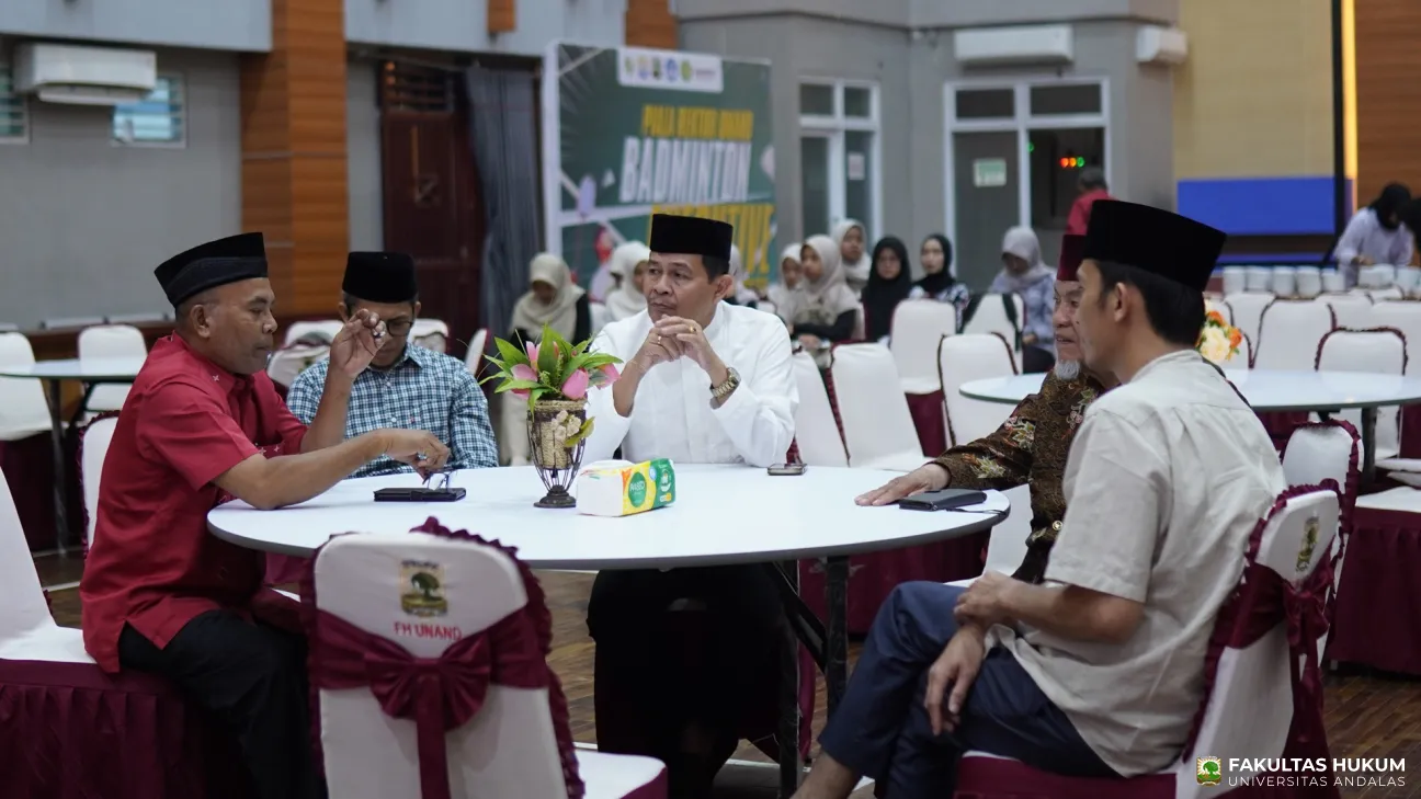 Pimpinan dan Buya H. Ristawardi Datuak Maradjo