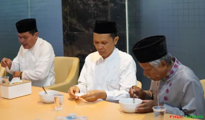 Foto-foto acara Buka Bersama Lustrum ke-XV dan Hari Ulang...