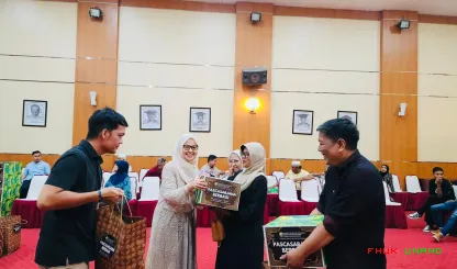 Foto 12 Acara Pascasarjana Fakultas Hukum Universitas...