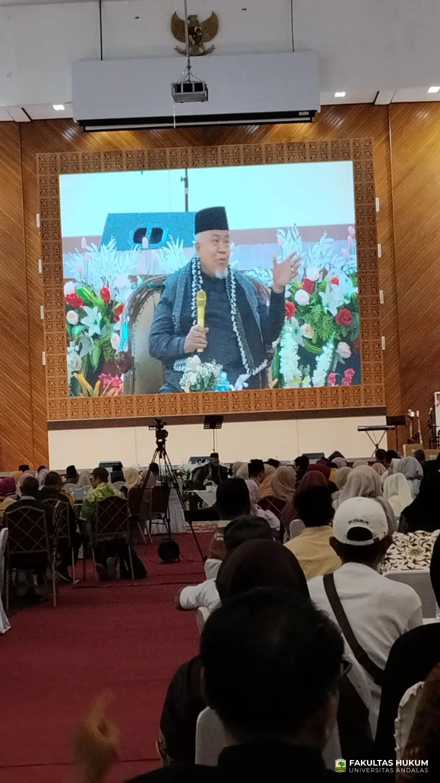 Foto 1 Ceramah Halal Bi Halal