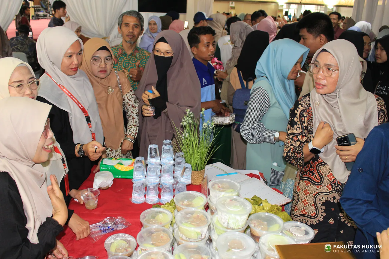 Foto 13 Stand Fakultas Hukum di Festival Kuliner 2026 M