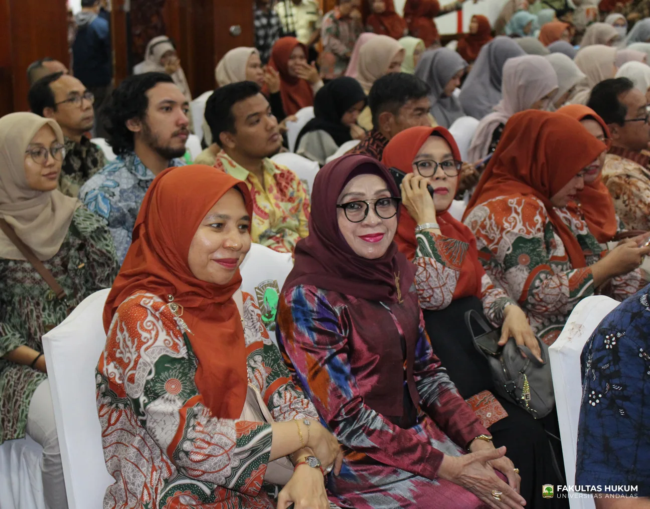 Foto 11 Pengukuhan 2 Guru Besar dari Fakultas Hukum