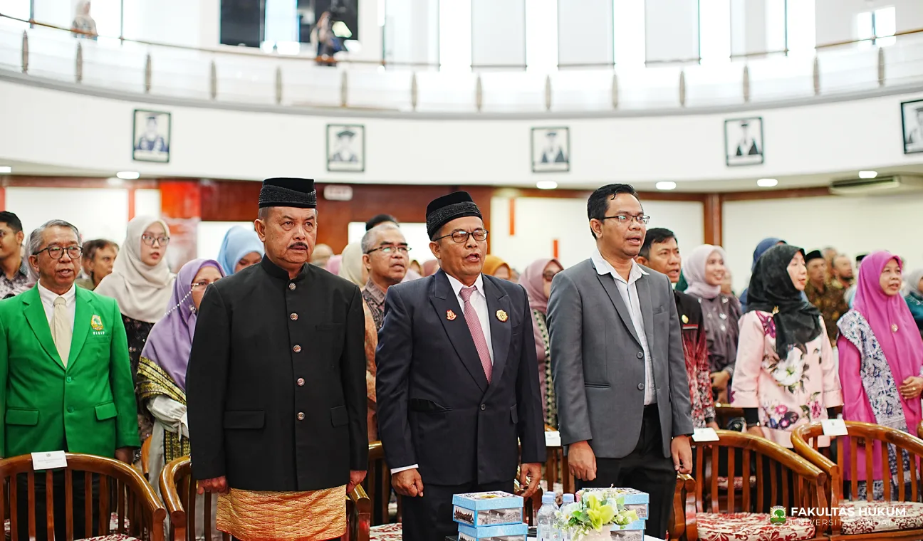Foto 12 Pengukuhan 2 Guru Besar dari Fakultas Hukum