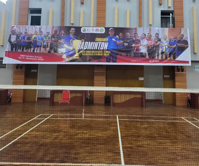 TURNAMEN badminton
