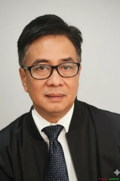 Dr. Wira Franciska, SH., MH.