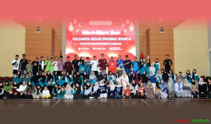 Foto Bersama acara Halal Bi Halal Dharma Wanita Fakultas...