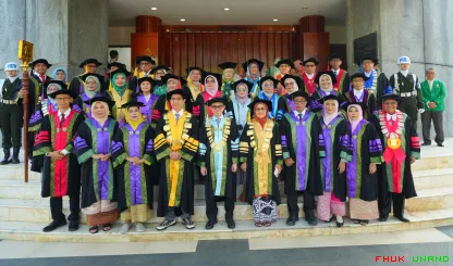 Universitas Andalas (UNAND) resmi mengukuhkan tujuh Guru...