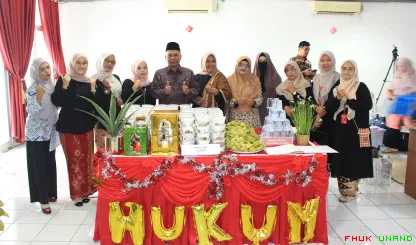 Stand Fakultas Hukum di acara Halal bi Halal & Festival...