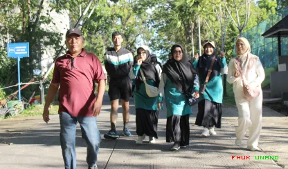 Foto 5 Jalan santai dan sarapan pagi Halal bi Halal...