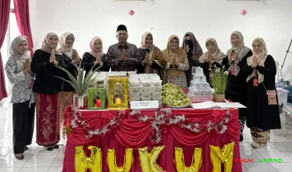 Foto 1 Stand Fakultas Hukum di Halal bi Halal & Festival...