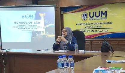 Foto 5 Kunjungan dan studi banding ke Universiti Utara...