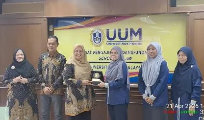 Foto 1 Fakultas Hukum Universitas Andalas bersama sejumlah...