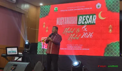 Foto 3 Acara malam hari Musyawarah Besar & Halal Bi Halal...