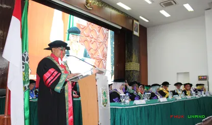 Foto 6 Orasi ilmiah guru besar Prof. Dr. Ferdi, S.H., M.H....