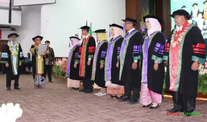 Foto 8 Pengukuhan Guru Besar Prof. Dr. Ferdi, S.H., M.H....
