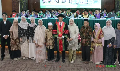 Foto 13 Pengukuhan Guru Besar Prof. Dr. Ferdi, S.H., M.H....