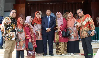 Foto 2 Dr. H. Prim Haryadi, S.H., M.H. gelar Datuak Rajo...