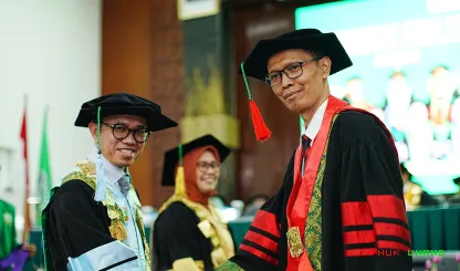 Foto 7 Prof. Kurnia Warman dikukuhkan sebagai guru besar di...