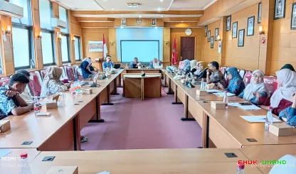 Foto 4 Suasana Rapat Persiapan UTS Semester Genap TA...