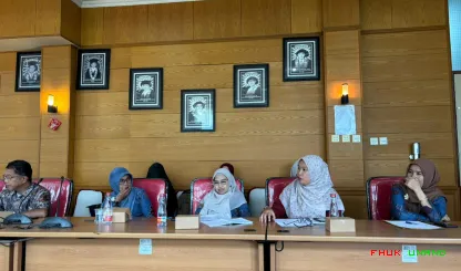 Foto 1 Suasana Rapat Persiapan UTS untuk Semester Genap TA...