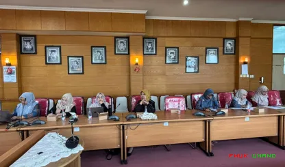 Foto 4 Suasana Rapat Persiapan UTS untuk Semester Genap TA...