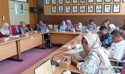 Foto 1 Suasana Rapat Persiapan UTS untuk Semester Genap TA...