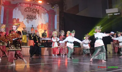 Foto 4 Sehari Bersama Studio Merah Adalah Pertunjukan Seni...