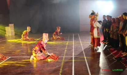 Foto 10 Sehari Bersama Studio Merah Adalah Pertunjukan Seni...