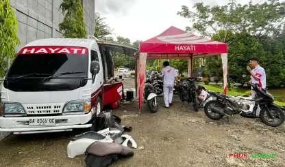 Foto 4 Servis Gratis Honda di Parkiran GSG Fakultas Hukum...