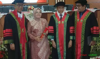 Foto 11 Kumpulan foto kegiatan ujian terbuka doktor Wiwit...