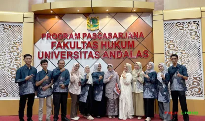 Foto 2 Ujian Terbuka (Promosi Doktor) Delfina Gusman, S.H.,...