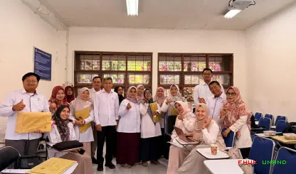 Foto 4 suasana peserta dan panitia UTS semester genap tahun...