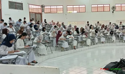 Foto 3 UTS semester genap tahun ajaran 2025/2026 di gedung...