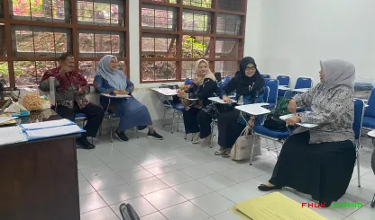 Foto 3 Sekretariat Panitia ujian UTS semester genap tahun...