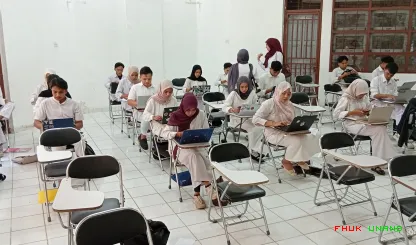 Foto 3 Ujian paperless uts hari senin 13 april 2026 di...