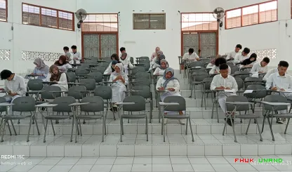 Foto 1 Suasana ujian digedung F, UTS Semester genap tahun...