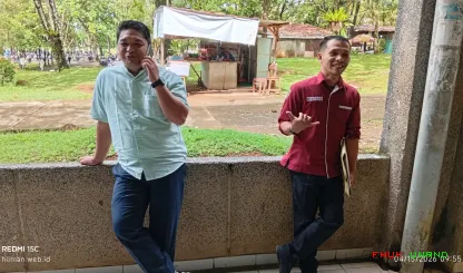 Foto 1 Pengawas UTS semester genap tahun ajaran 2025/2026...