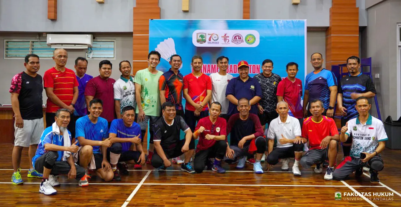 Foto 2 Turnamen Badminton FH Unand - MK Cup