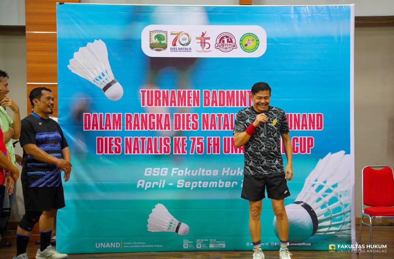 Foto 3 Turnamen Badminton FH Unand - MK Cup