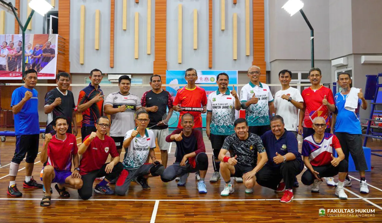 Foto 7 Turnamen Badminton FH Unand - MK Cup