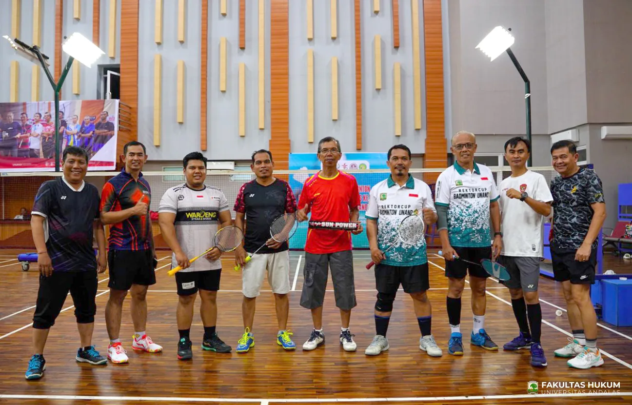 Foto 9 Turnamen Badminton FH Unand - MK Cup