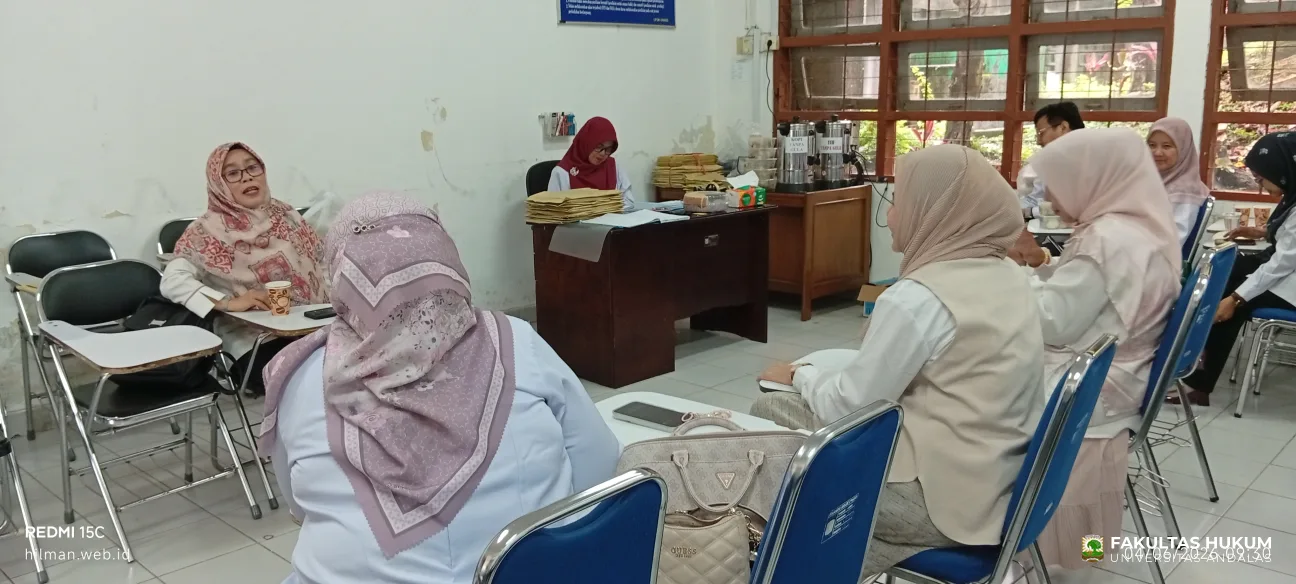 Foto 1 Suasana Sekretariat UTS 2025/2026