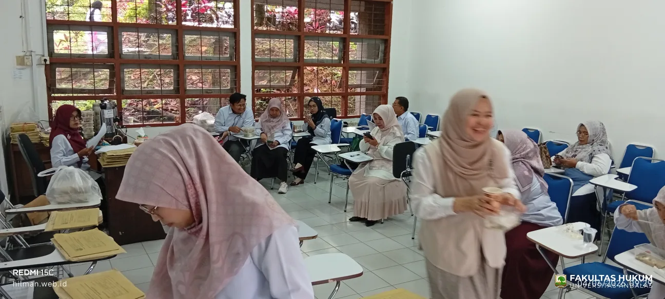 Foto 4 Suasana Sekretariat UTS 2025/2026