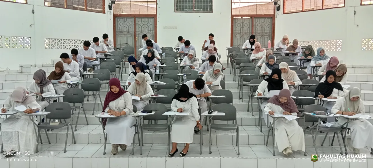 Foto 2 Suasana UTS di lokal F14