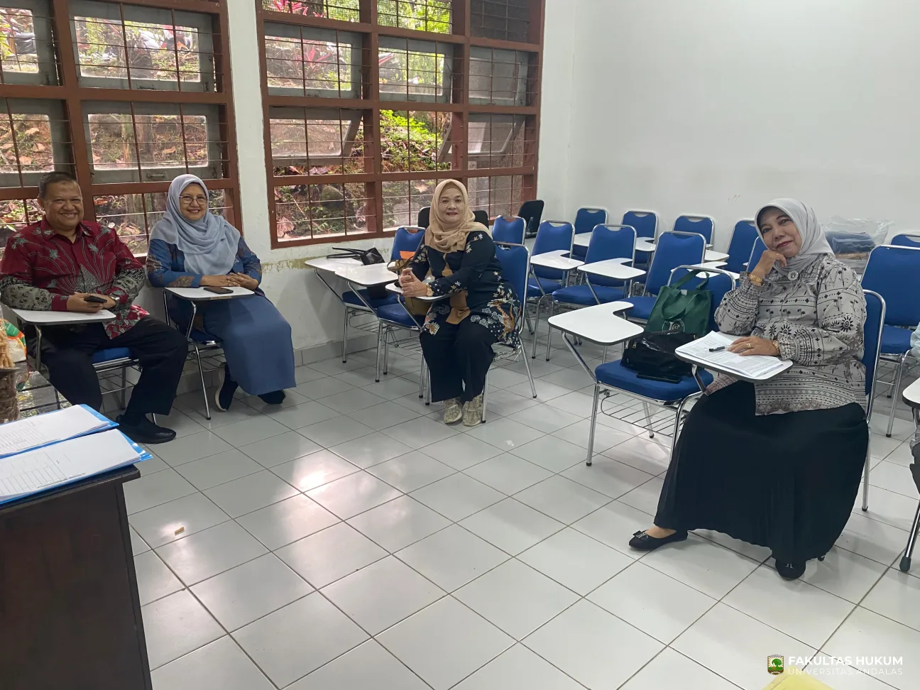 Foto 2 Sekretariat UTS Gedung F